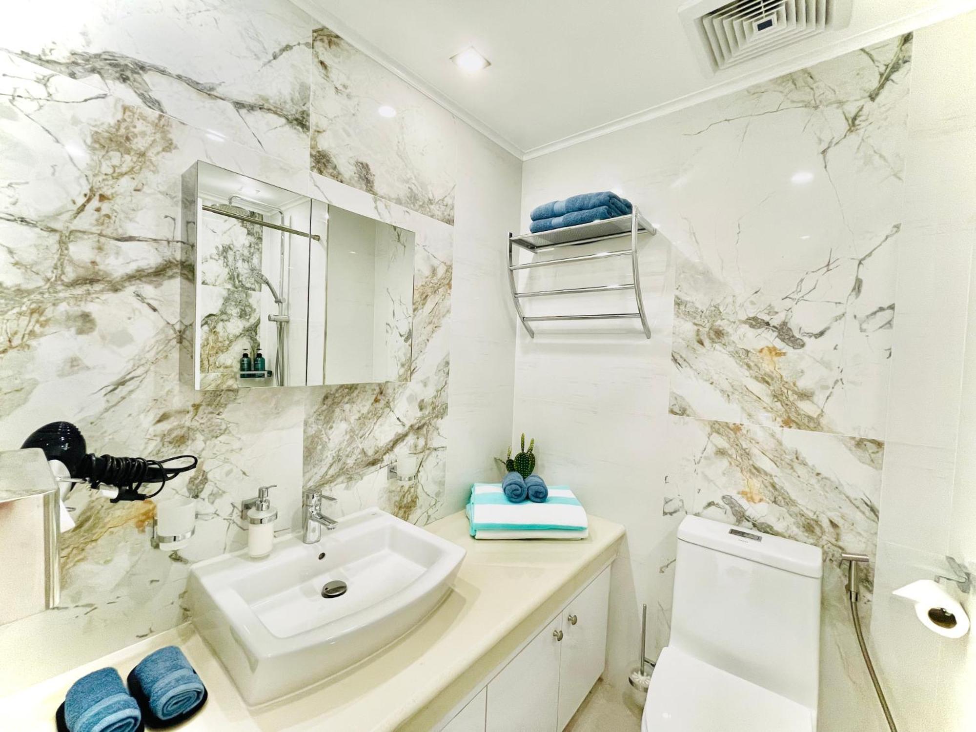 Ferienwohnung Sophisticated Oceanview Studio In La Mirada Lapu-Lapu City Exterior foto
